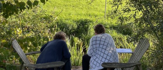 PK 2 dames buiten 2 kopie